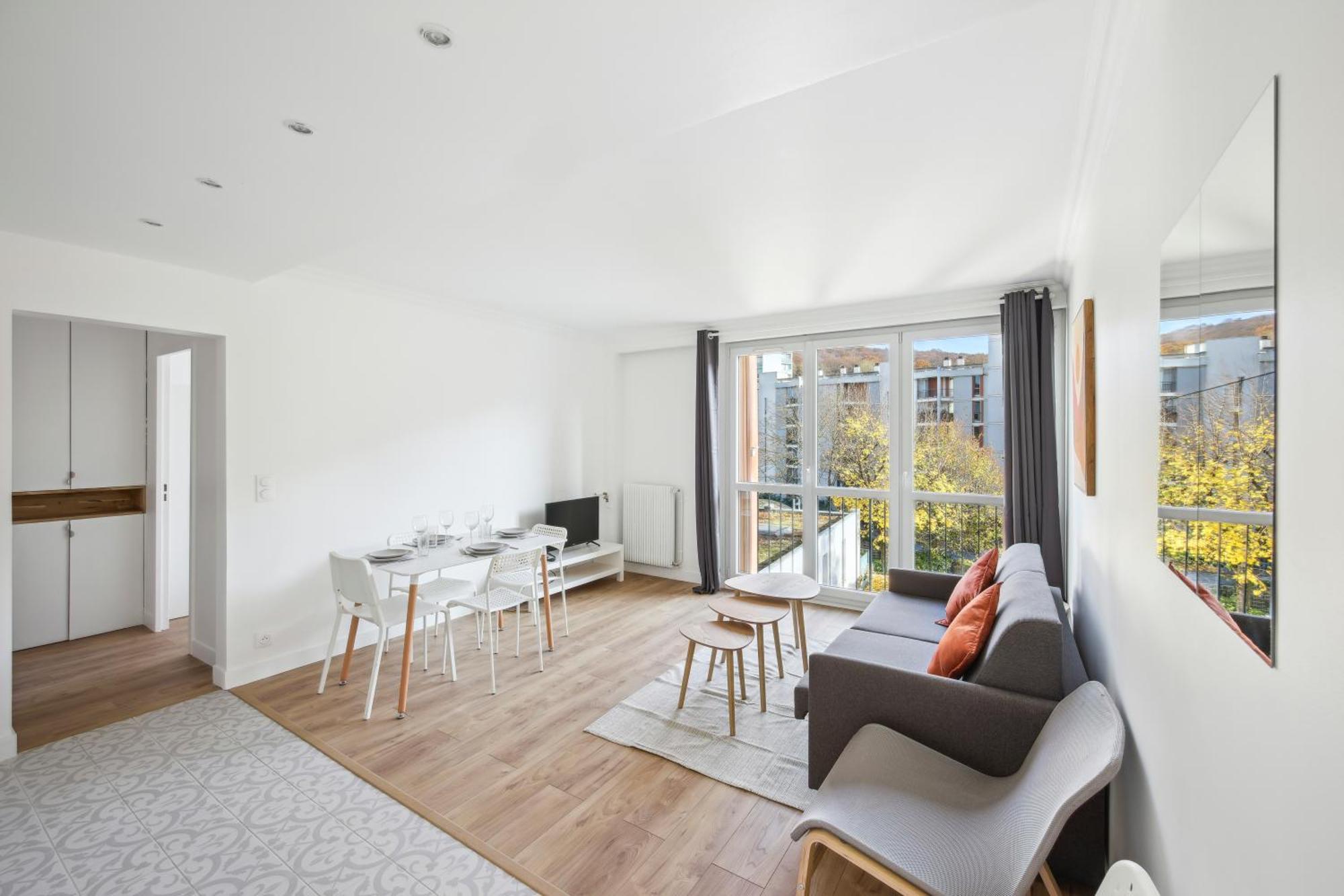 Appartement Chic Apart With Parking à Chaville Extérieur photo